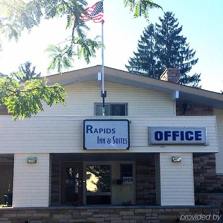 Rapids Inn & Suites Wisconsin Rapids Bagian luar foto